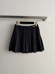 Chanel / 26 New Vest and Pleated Skirt Set