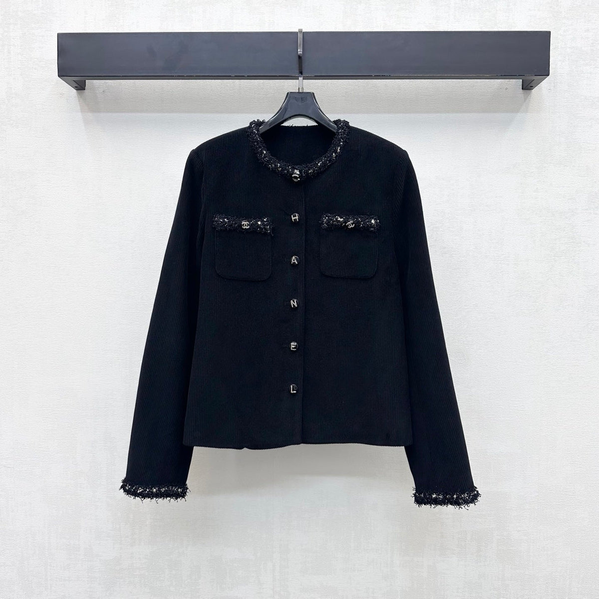 Raw-edge corduroy jacket