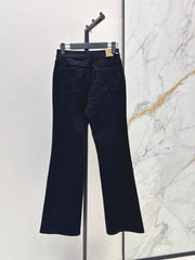 Figure-flattering stretch jeans