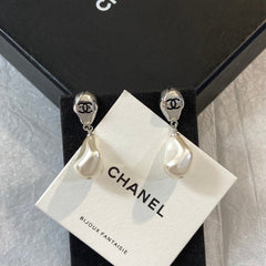 Silver Baroque Pearl Earrings