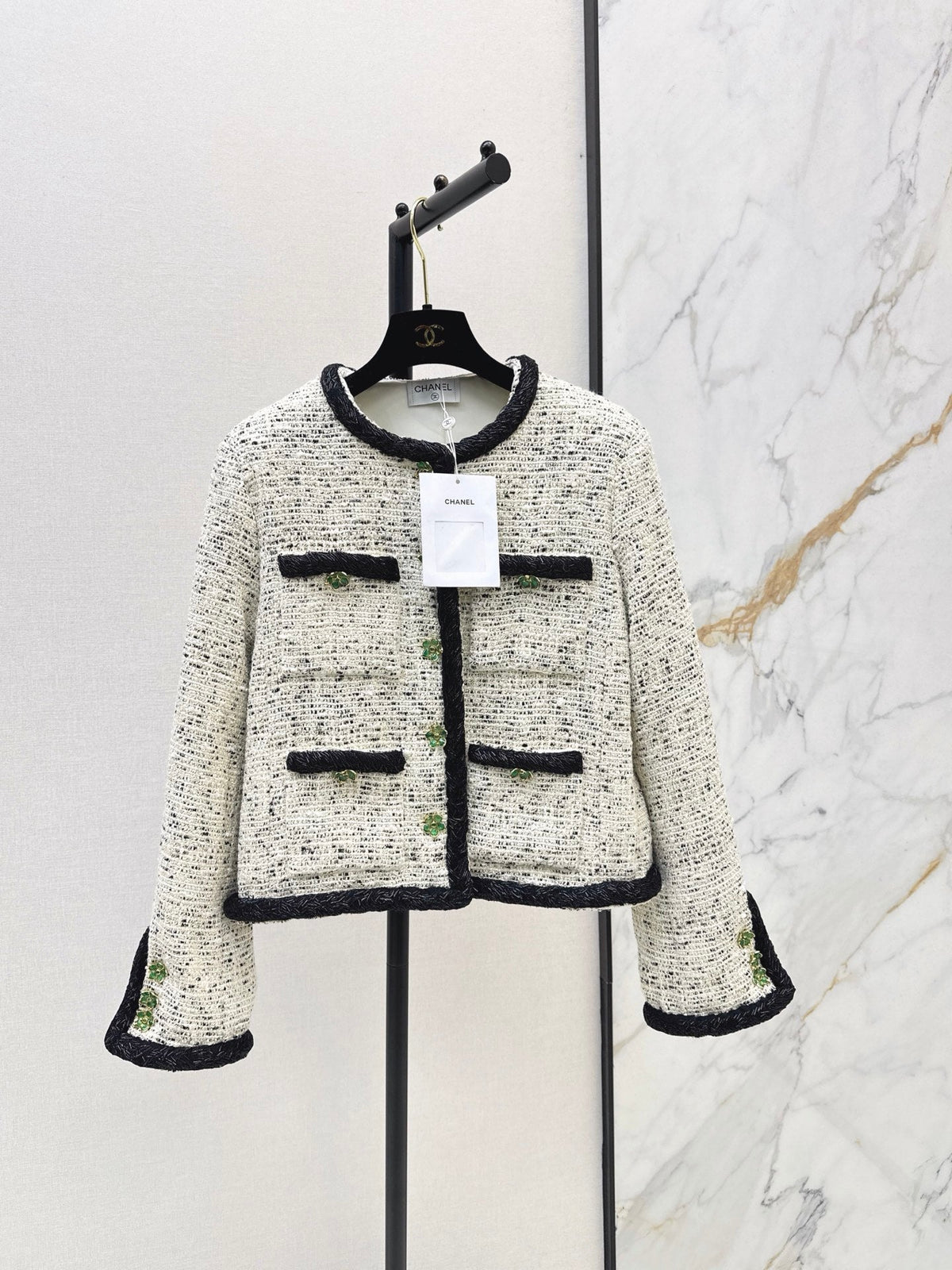 Chanel / 26 Fall/Winter Latest Stunning Woven Fabric Set