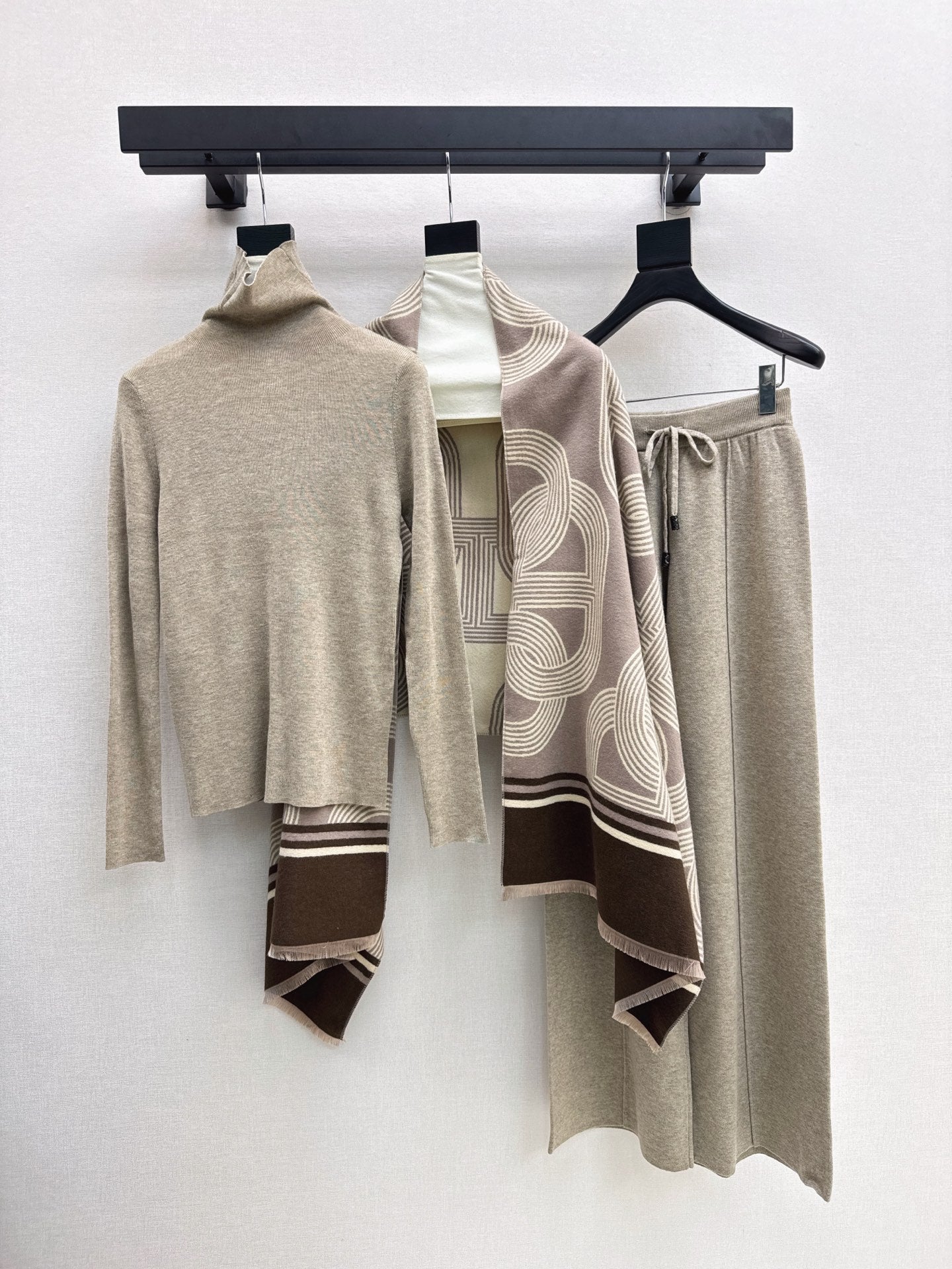 Hermès / 26 Early Autumn New Knit Set