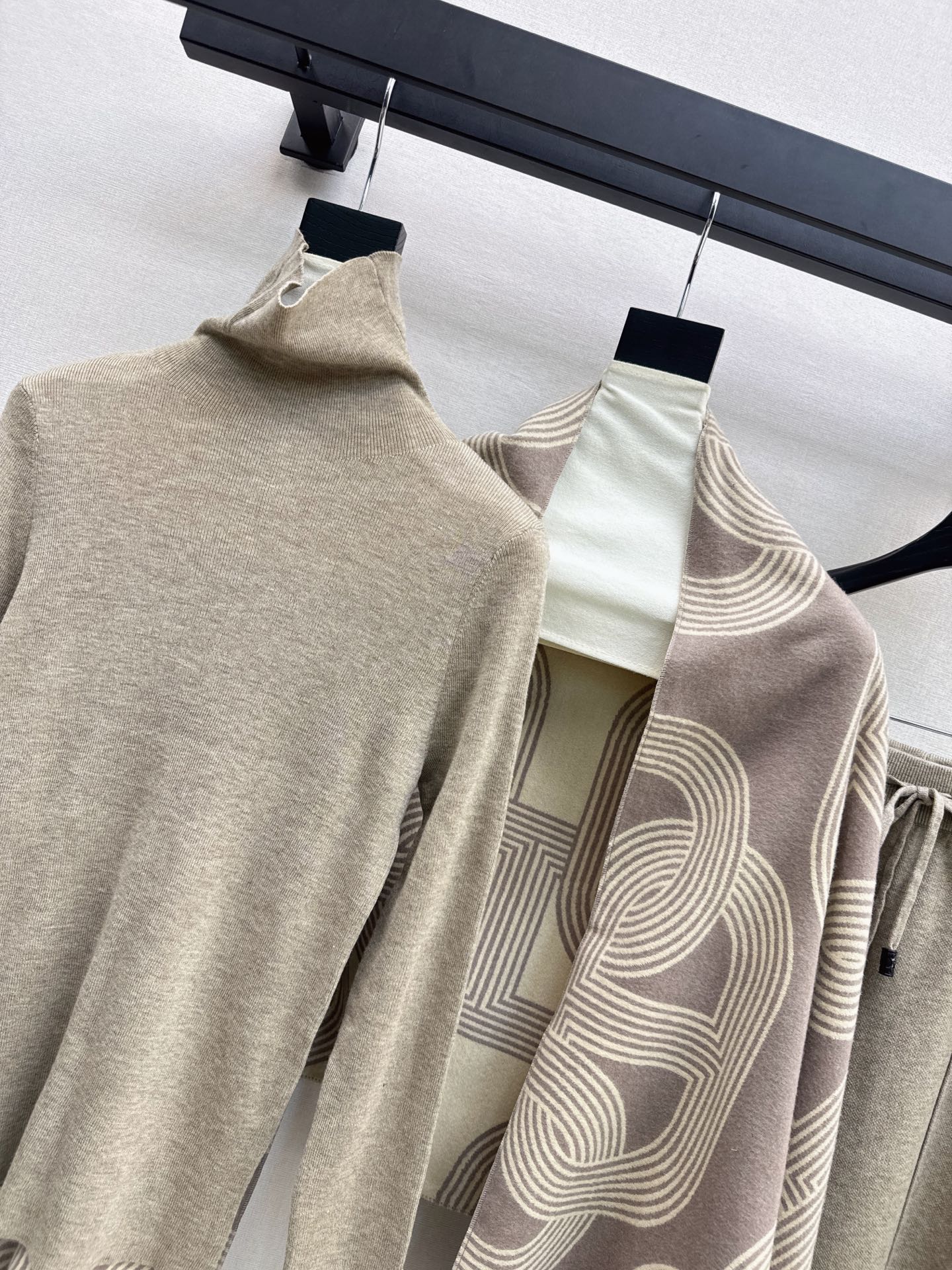 Hermès / 26 Early Autumn New Knit Set