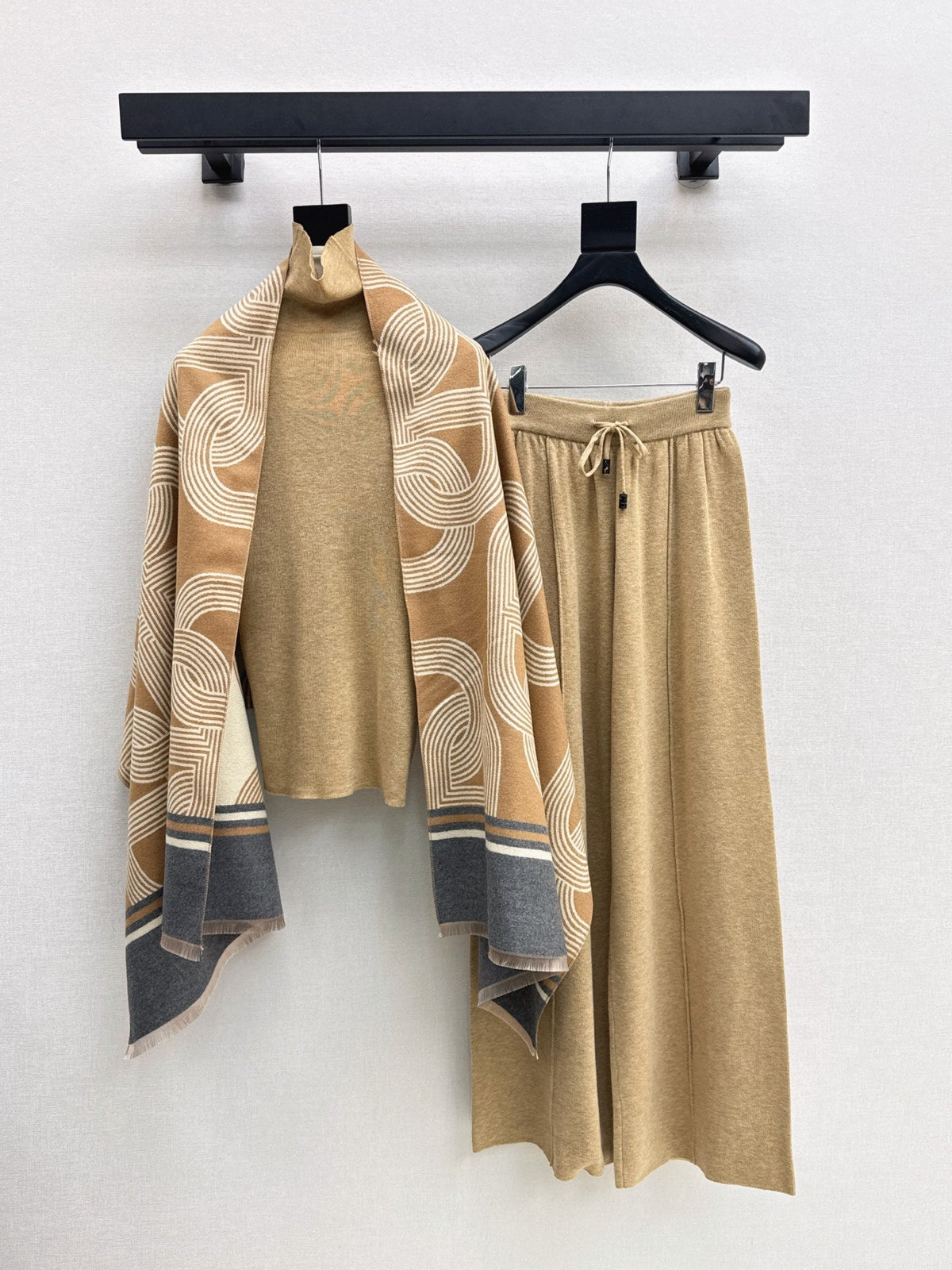 Hermès / 26 Early Autumn New Knit Set