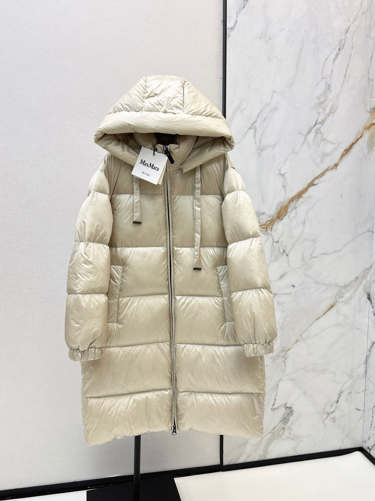 Max Mara/26 Autumn and Winter Latest Hooded Down Jacket
