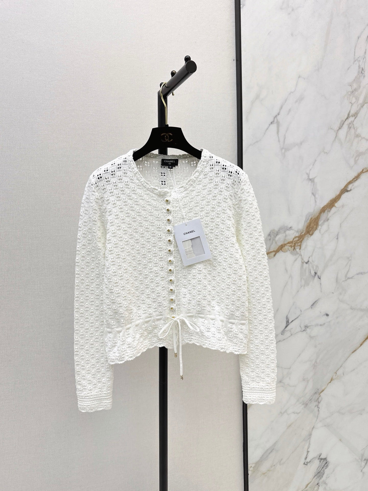 Chanel 26 Early Autumn Latest Floral Hollow Knit Cardigan