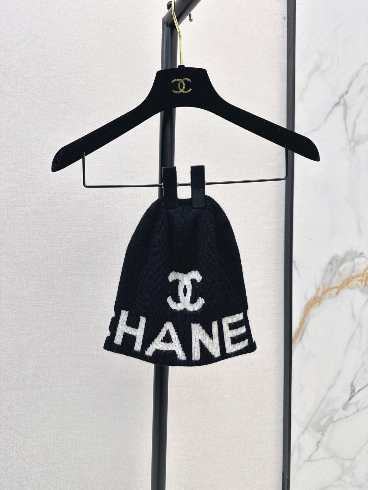 Chanel / 26 Early Autumn Latest Knit Hat