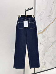 Chanel / 26 Early Autumn Latest Straight-Leg Jeans