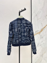 Hermès / 26 Early Autumn Latest Printed Reversible Jacket