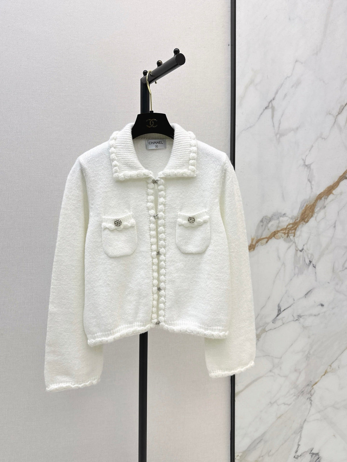 Chanel/26 Early Autumn Latest Coco Girl Polo Collar Knit Cardigan