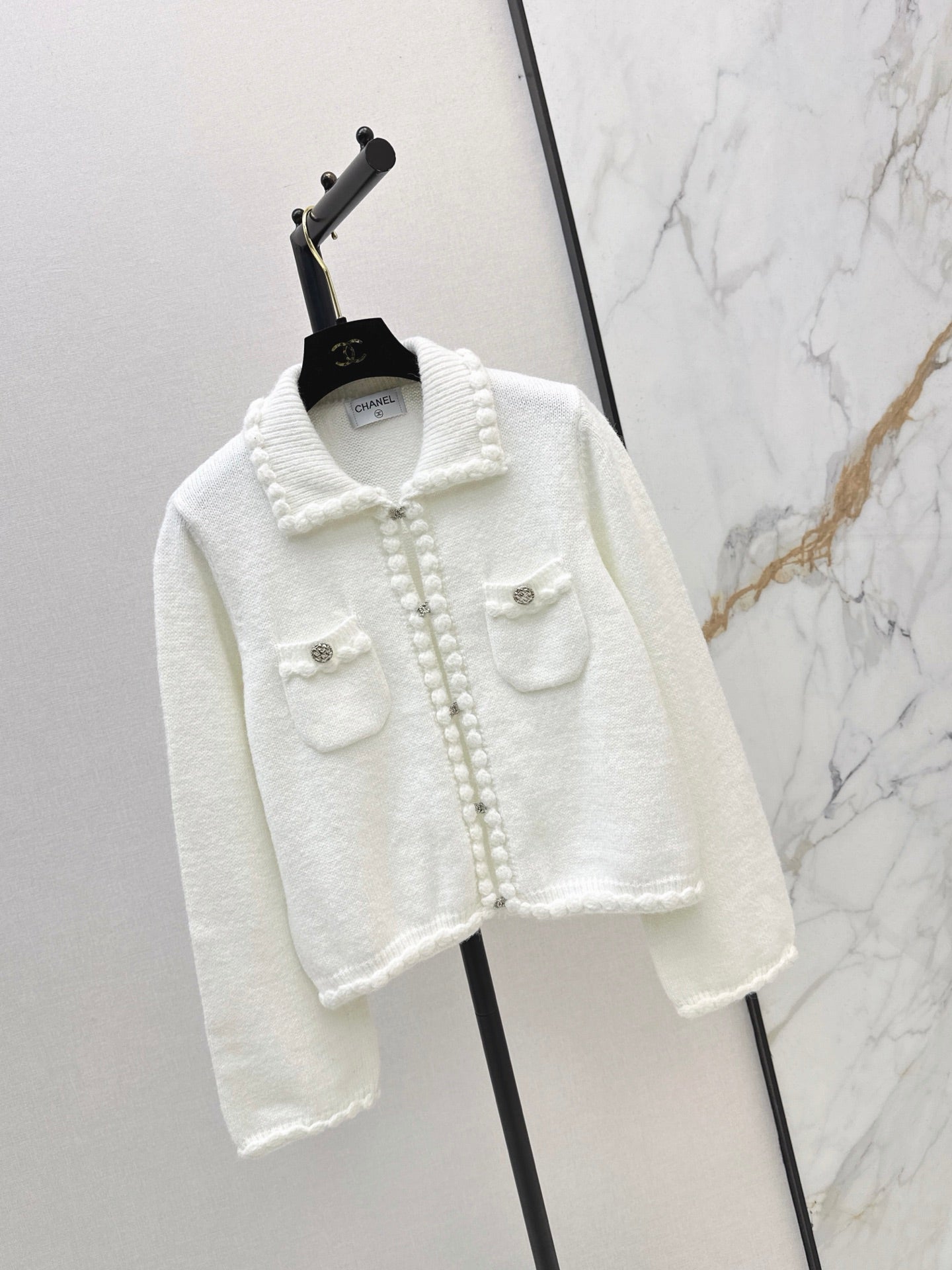 Chanel/26 Early Autumn Latest Coco Girl Polo Collar Knit Cardigan