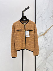 Chanel / 26 Early Autumn Latest Hollow Knit Cardigan