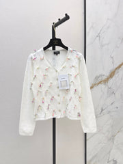 Chanel / 26 Early Autumn Latest Hollow-Out Short Knit Cardigan