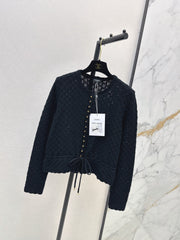 Chanel / 26 Early Autumn Latest Hollow-Out Cropped Knit Cardigan