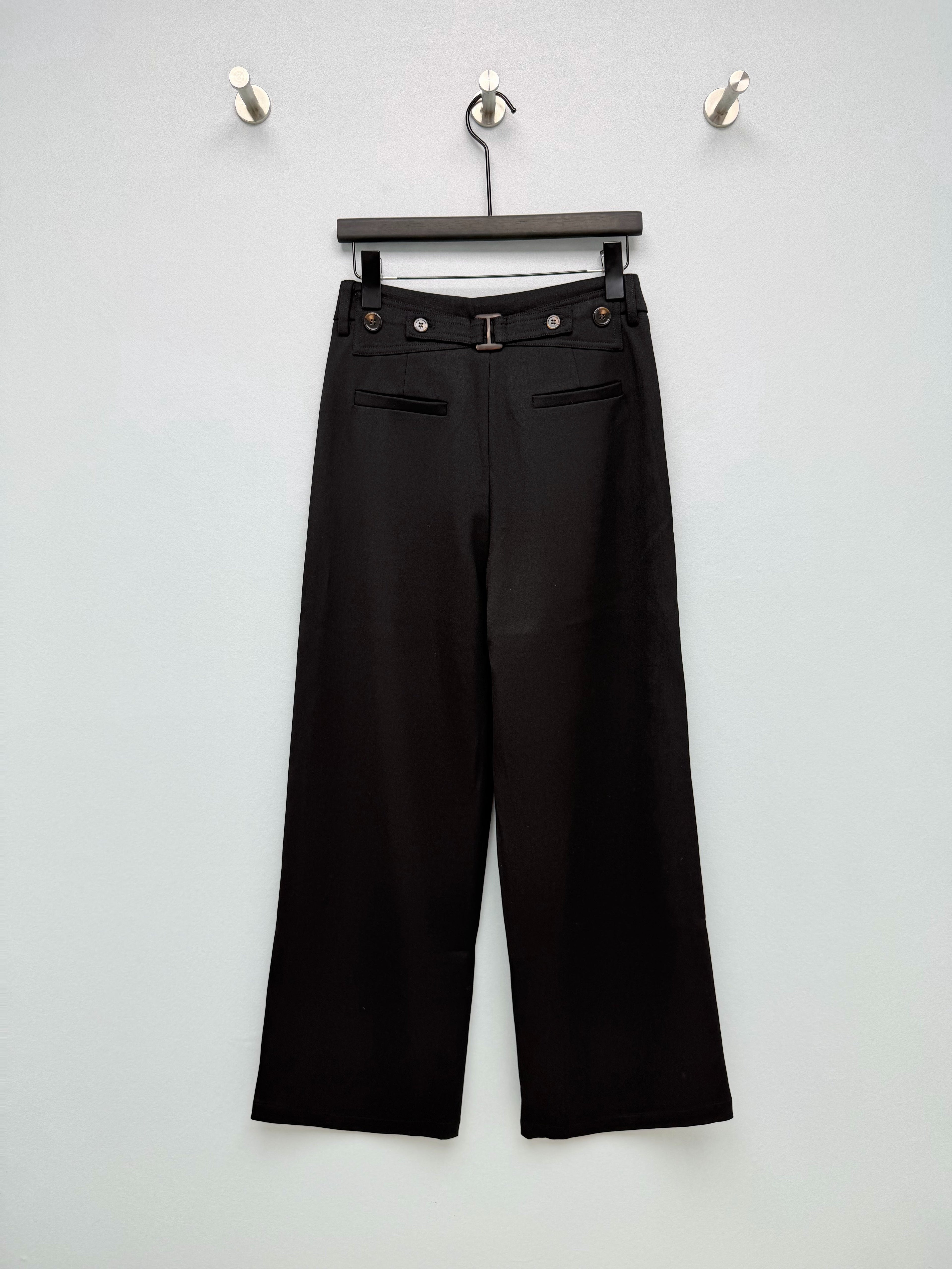 Chanel / New High-Waist Wide-Leg Pants