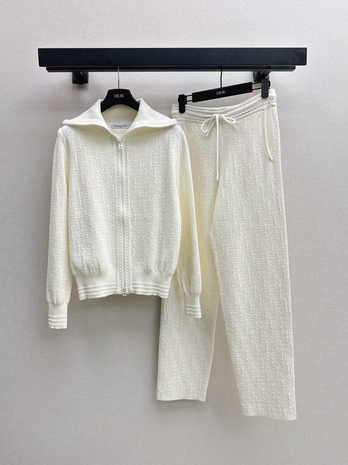 Dior / 26 Early Spring Latest Casual Knit Set