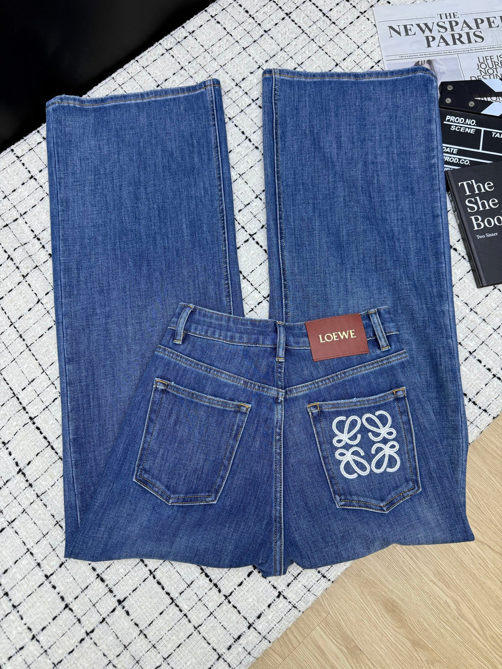 Loewe/26New Loose-Fit Straight-Leg Jeans