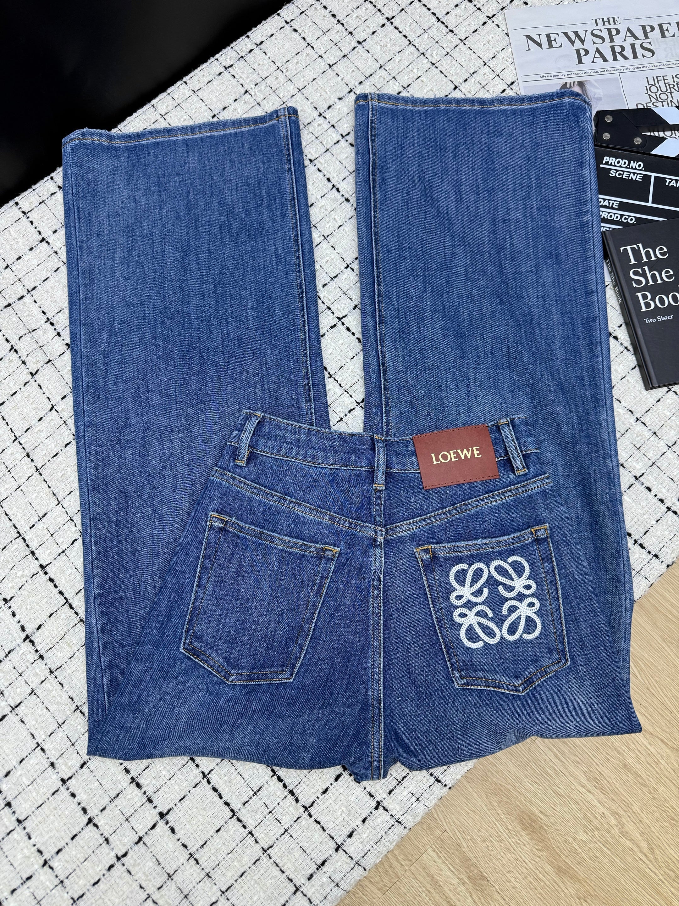 Loewe/26New Loose-Fit Straight-Leg Jeans