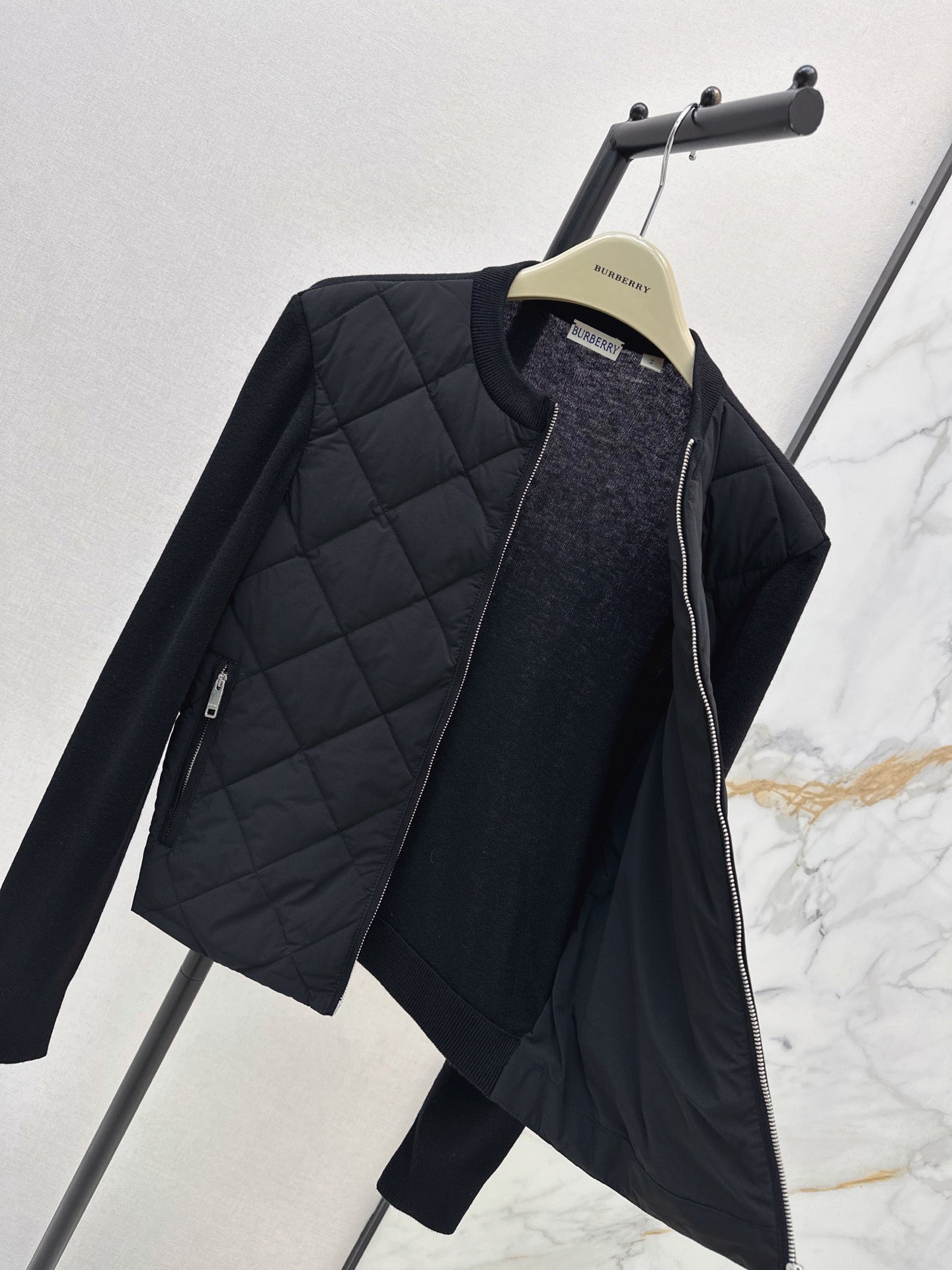 Burberry/26Fall/Winter Collection: Latest Short Down Jacket