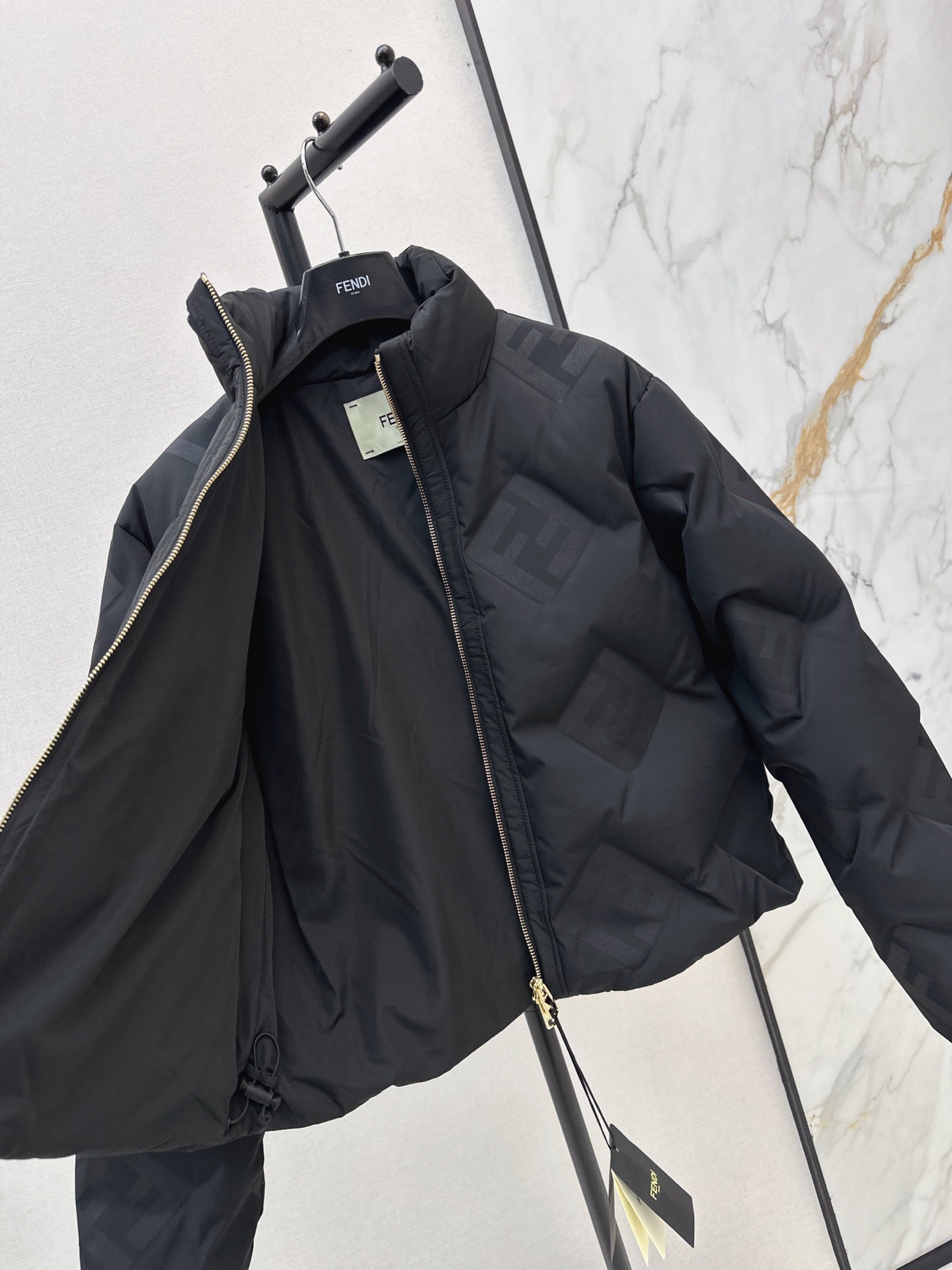 Fendi/26Latest Fall/Winter Down Jacket