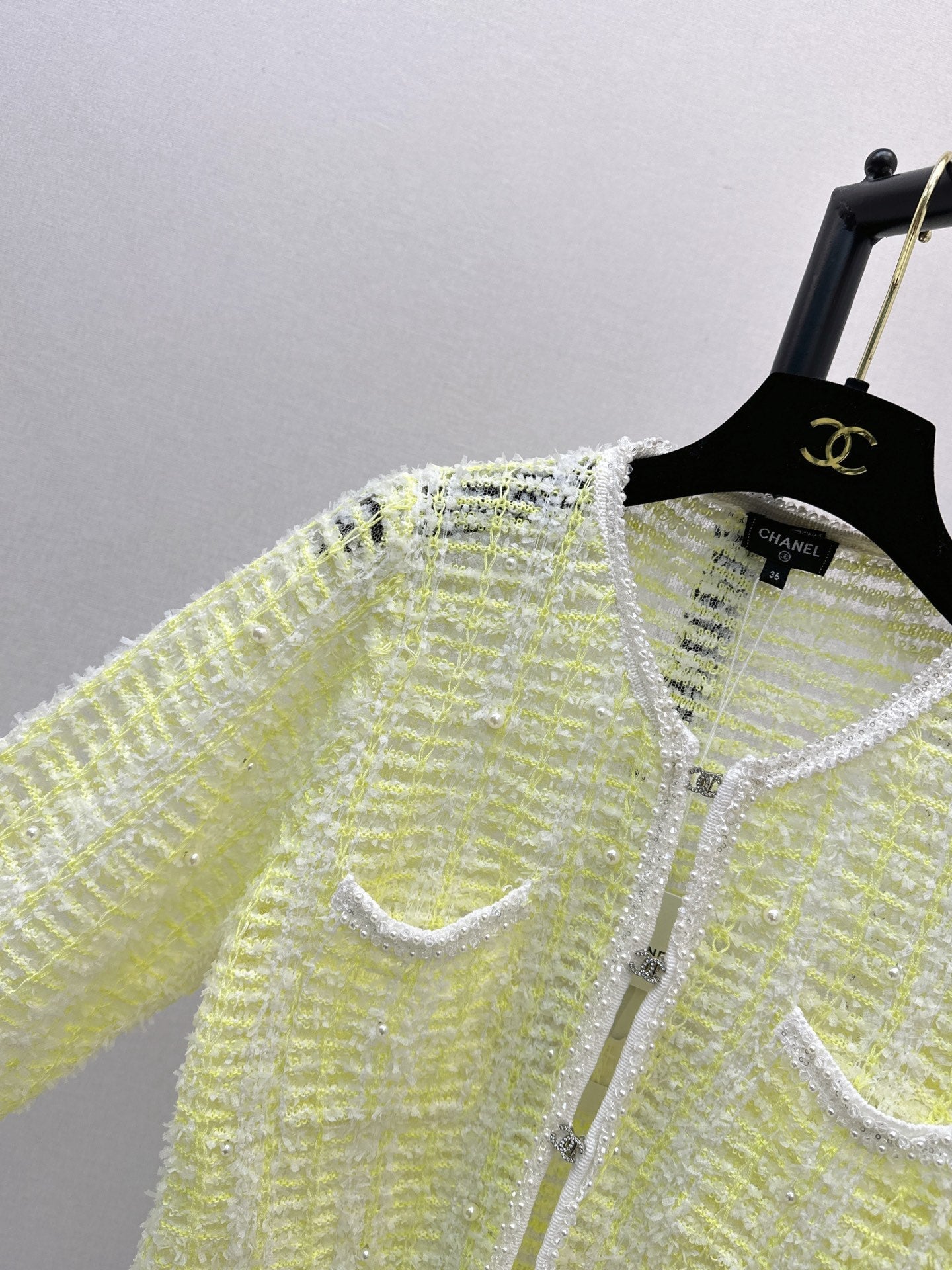 chanel/26Latest Early Autumn Open-Knit Cardigan