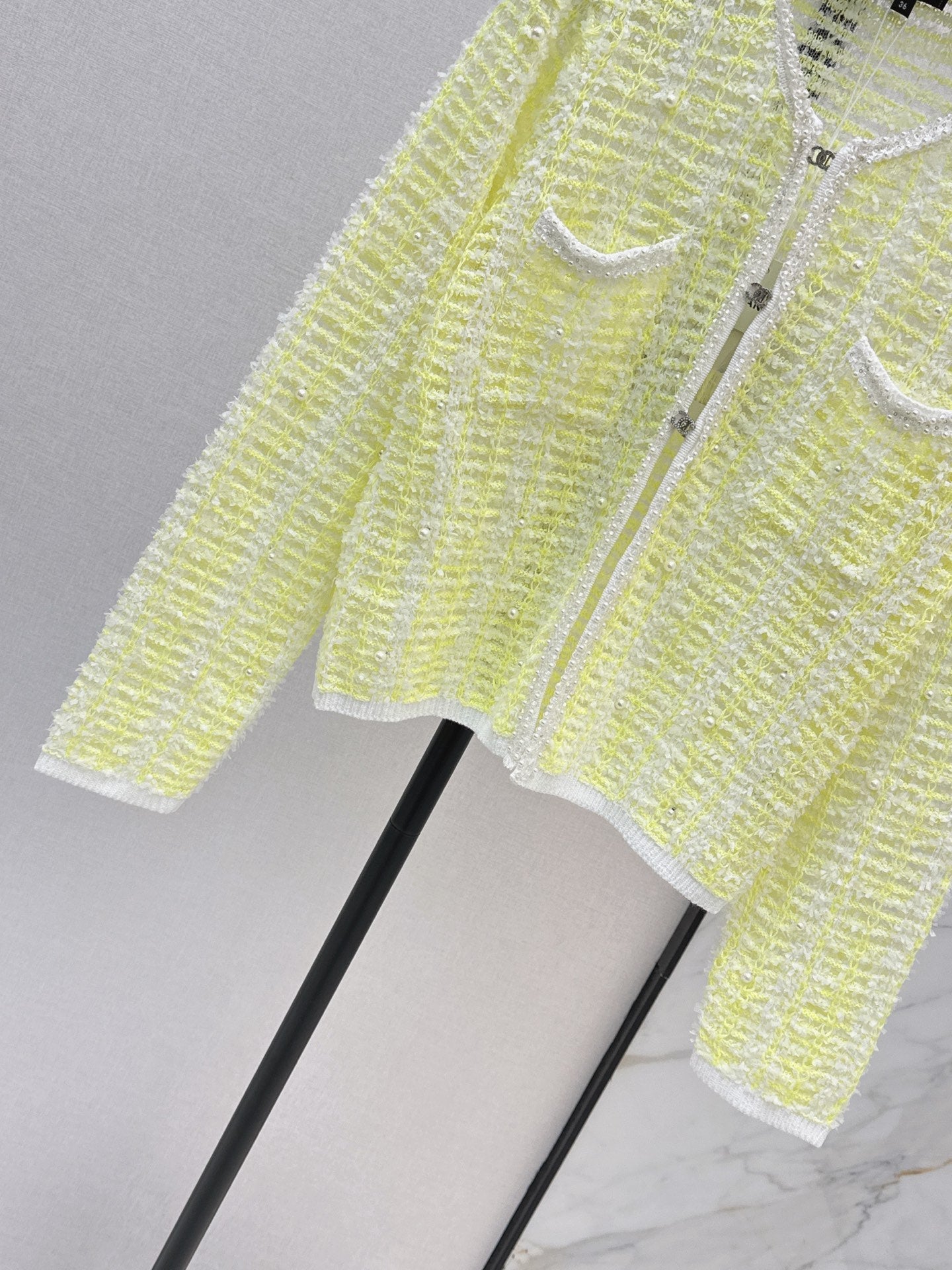 chanel/26Latest Early Autumn Open-Knit Cardigan