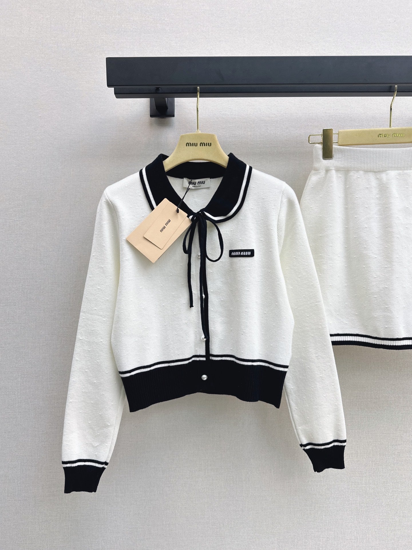 MiuMiu/26Latest Early-Autumn Outfit Set: A Youthful, Miu-Inspired Look