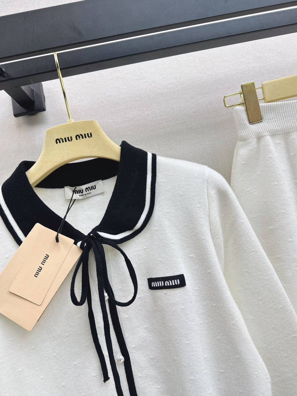 MiuMiu/26Latest Early-Autumn Outfit Set: A Youthful, Miu-Inspired Look