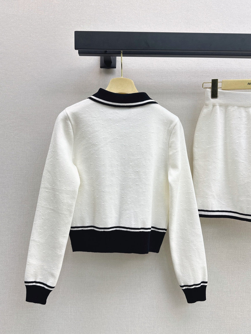 MiuMiu/26Latest Early-Autumn Outfit Set: A Youthful, Miu-Inspired Look