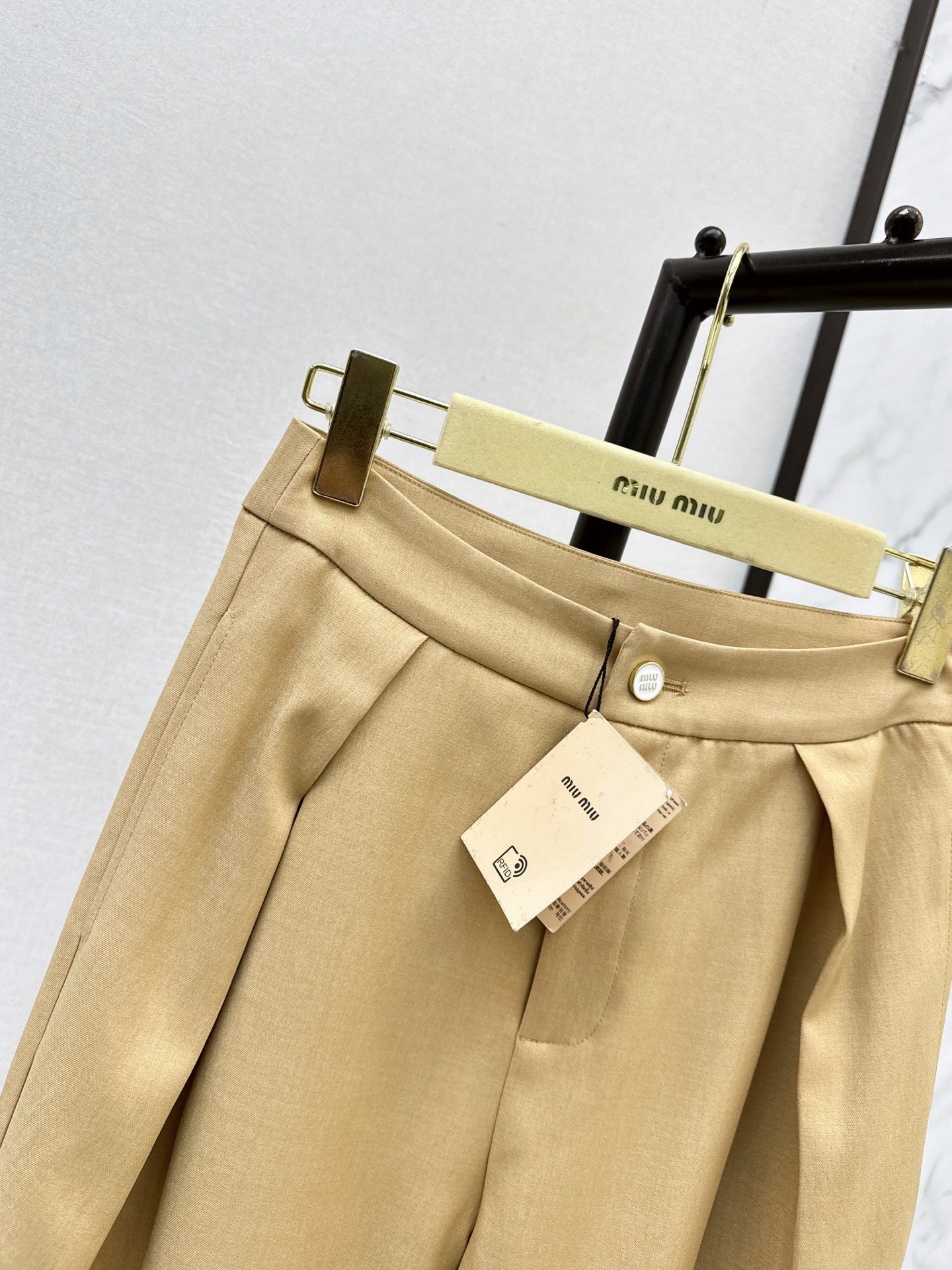 MiuMiu/26New Early Autumn High-Waisted Wide-Leg Trousers
