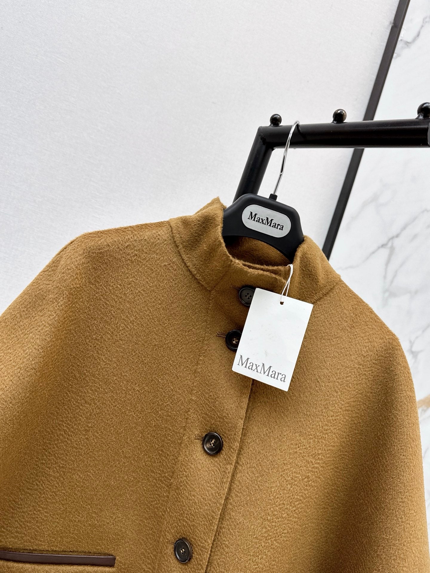 Max Mara/26Latest Autumn/Winter Petite Cape Jacket