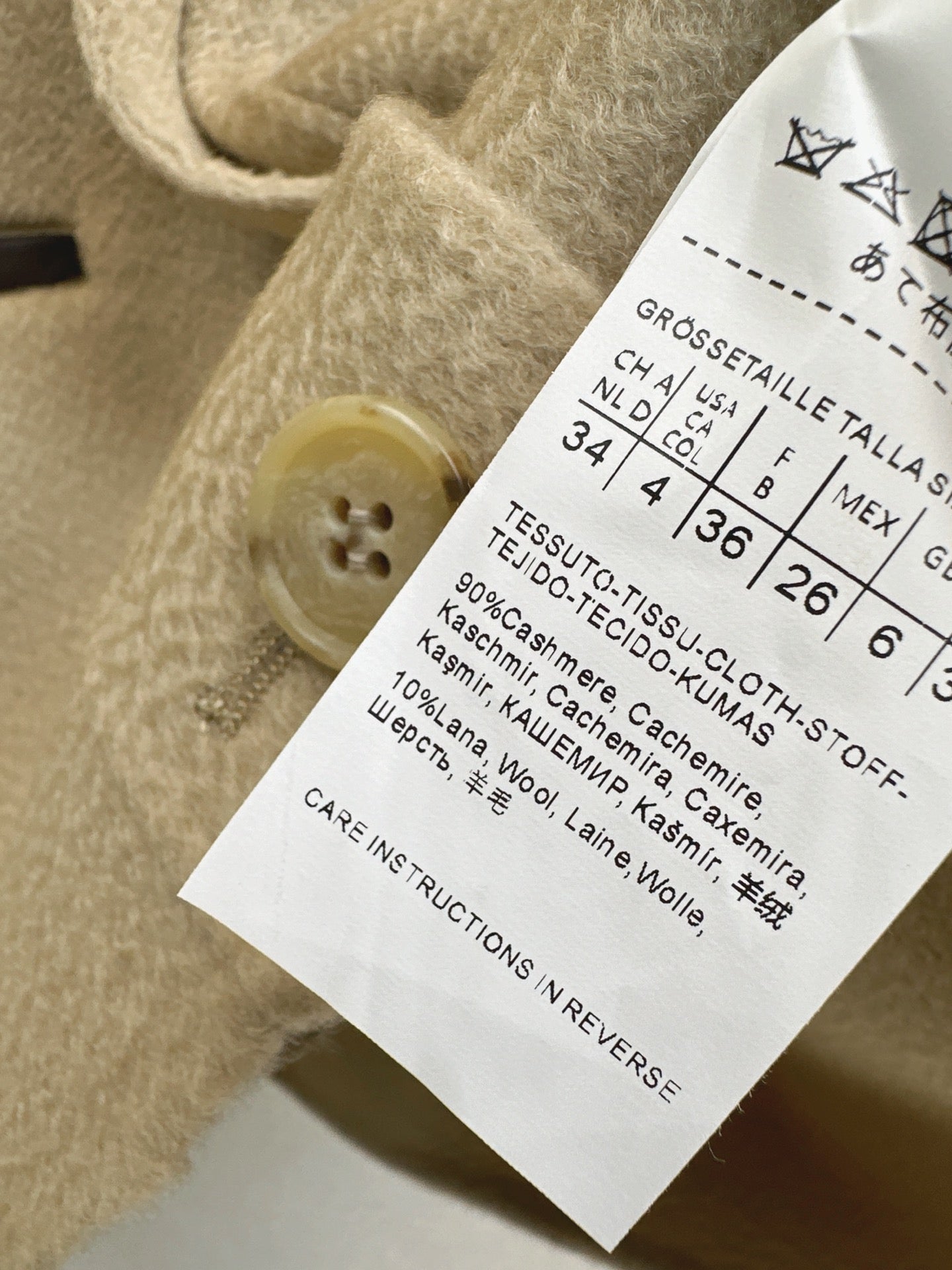 Max Mara/26Latest Autumn/Winter Petite Cape Jacket