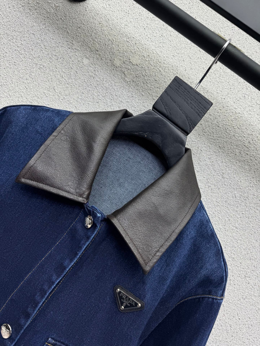 Prada/26Latest Style Leather Collar Denim Jacket