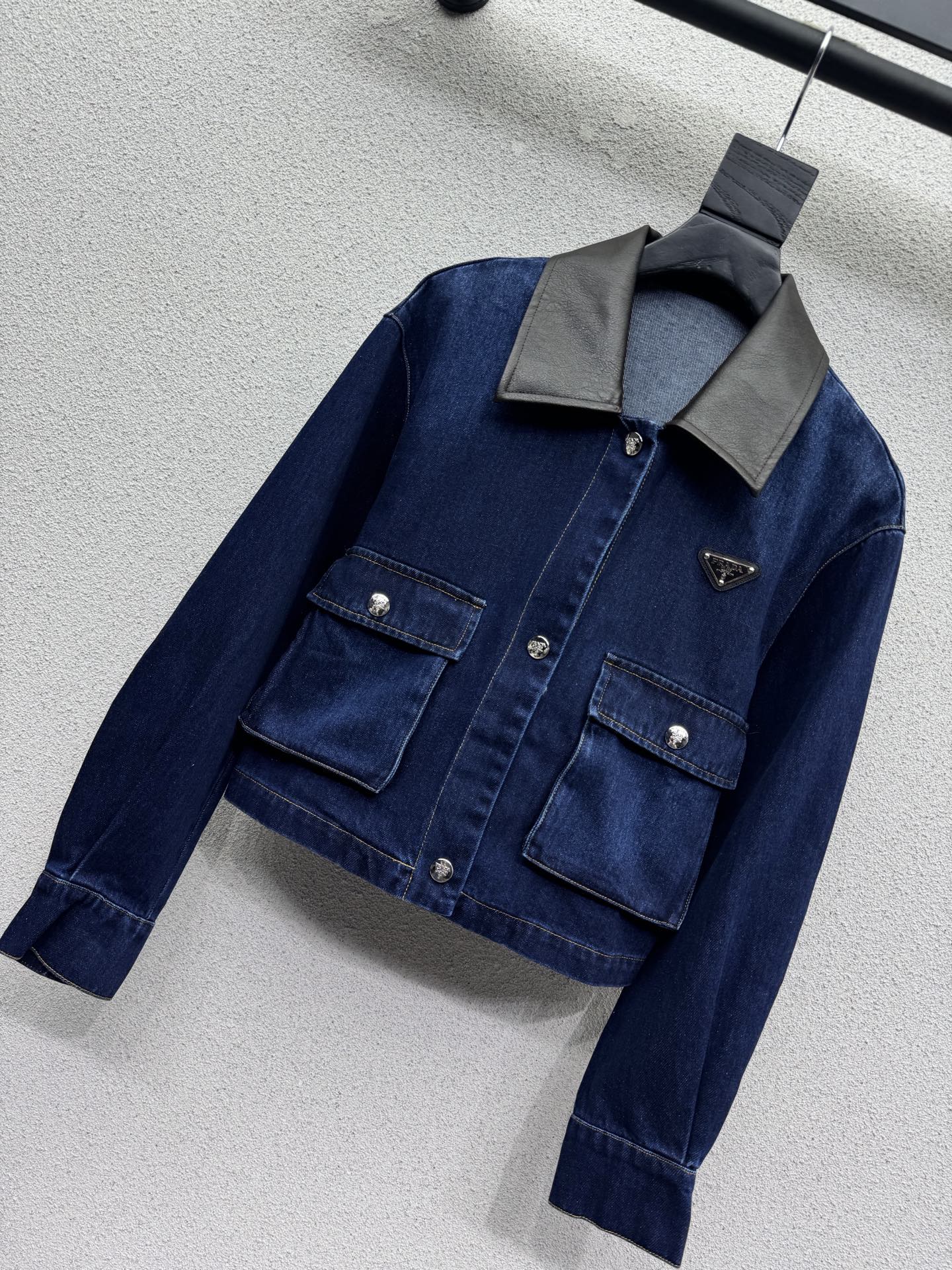Prada/26Latest Style Leather Collar Denim Jacket