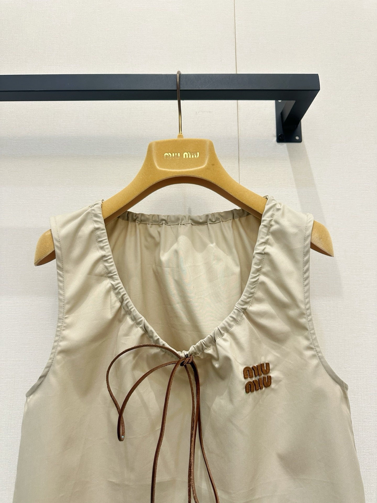 Hollow-out cotton-linen camisole