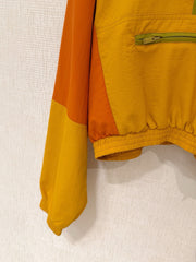 Half-zip pullover windbreaker
