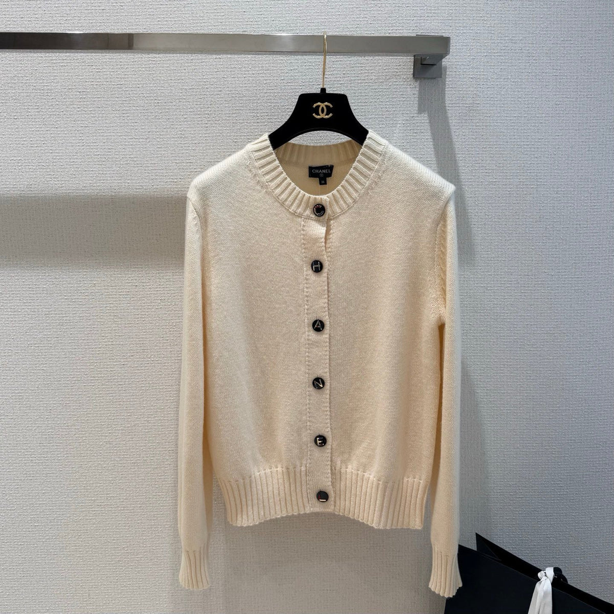 26FW New Cashmere Knit Cardigan