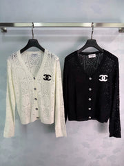 Chanel / 26 Early Autumn New V-neck Knitted Long Sleeve Cardigan
