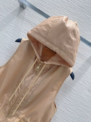 Louis Vuitton  /26 New Vest