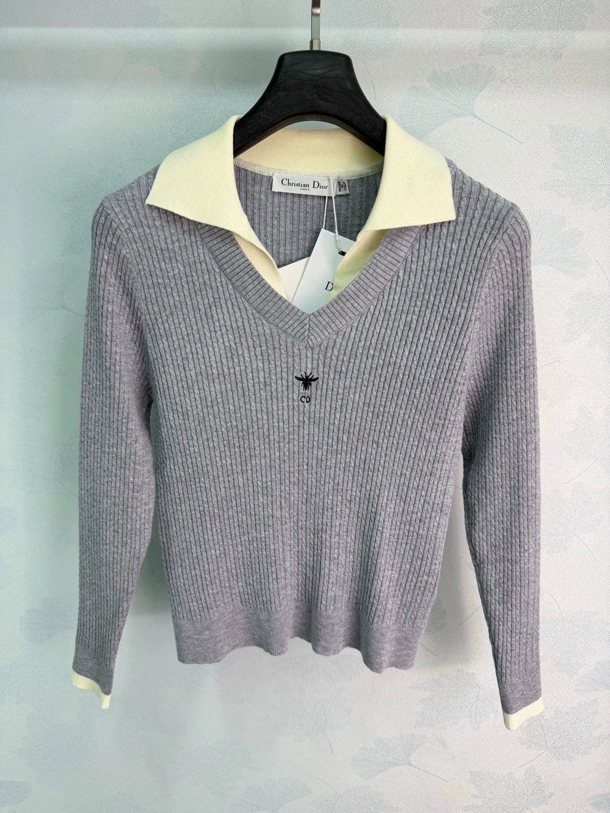 Dior / 26 Early Autumn New V-Neck Long-Sleeve Knit Sweater