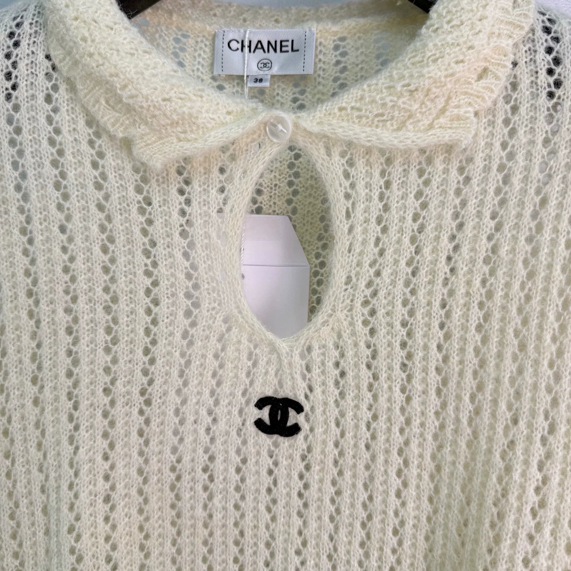 Chanel / 26 Early Autumn New Doll Collar Long-Sleeve Knit Sweater