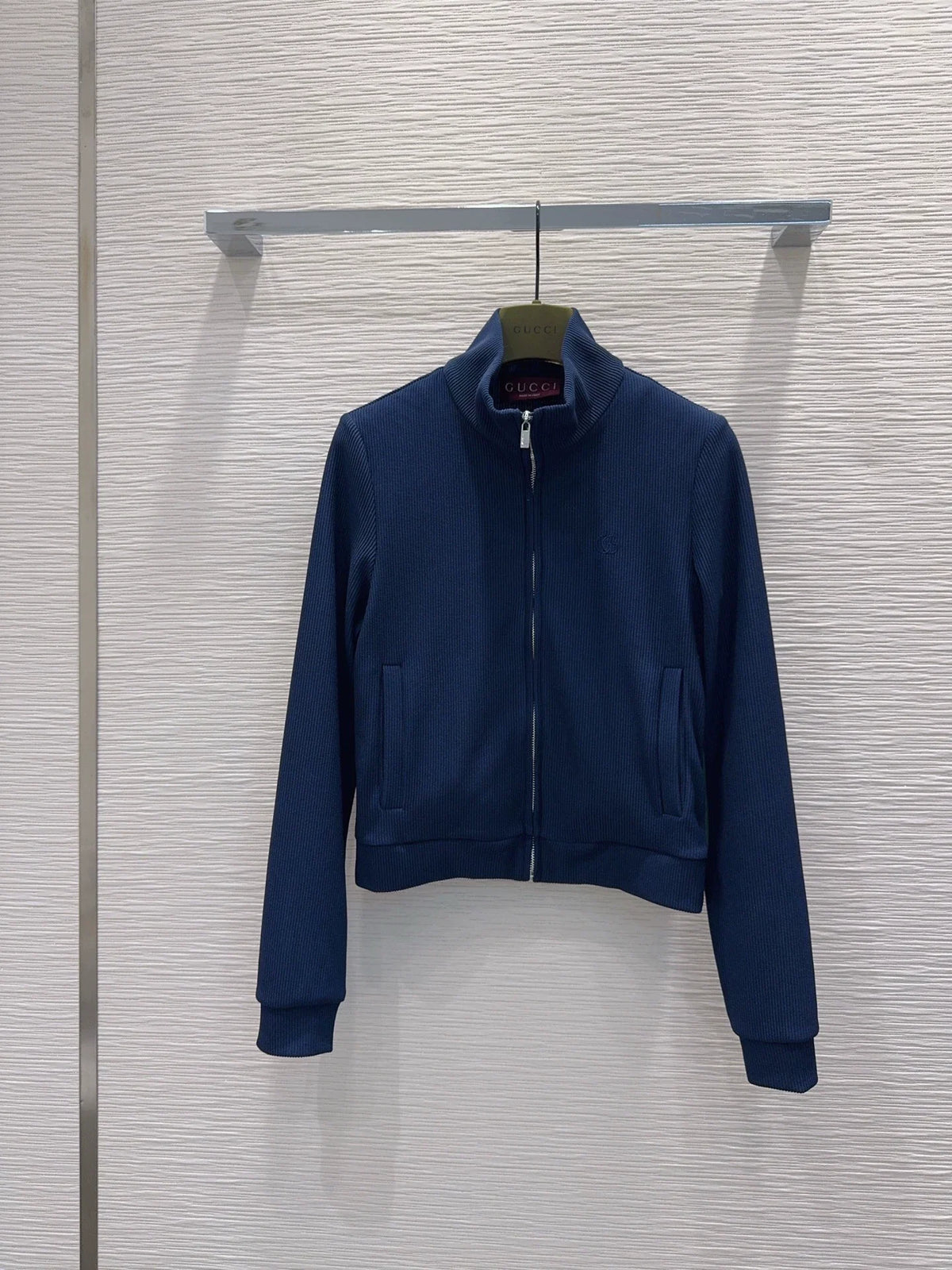 Gucci / 26 New Casual Outfit