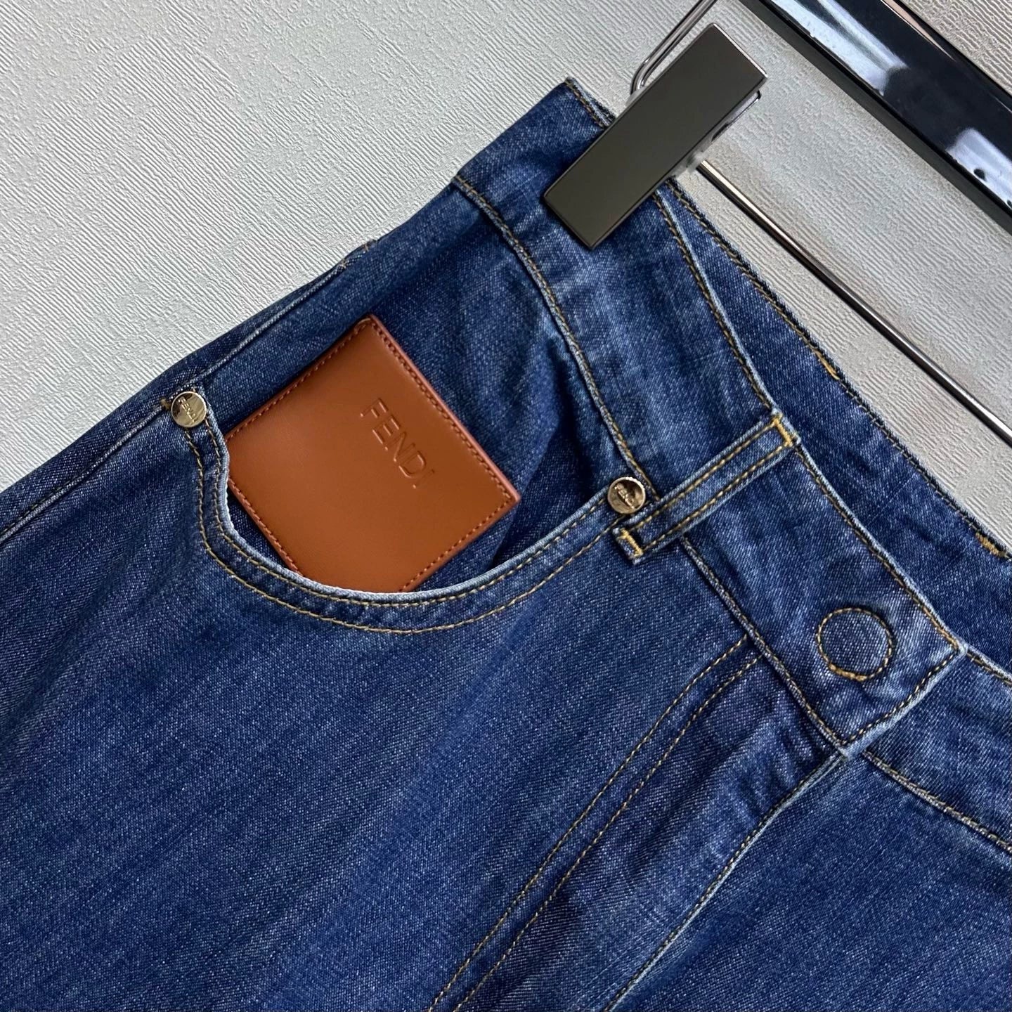 Fendi/26New ArrivalPaneled Straight-Leg Denim Trousers