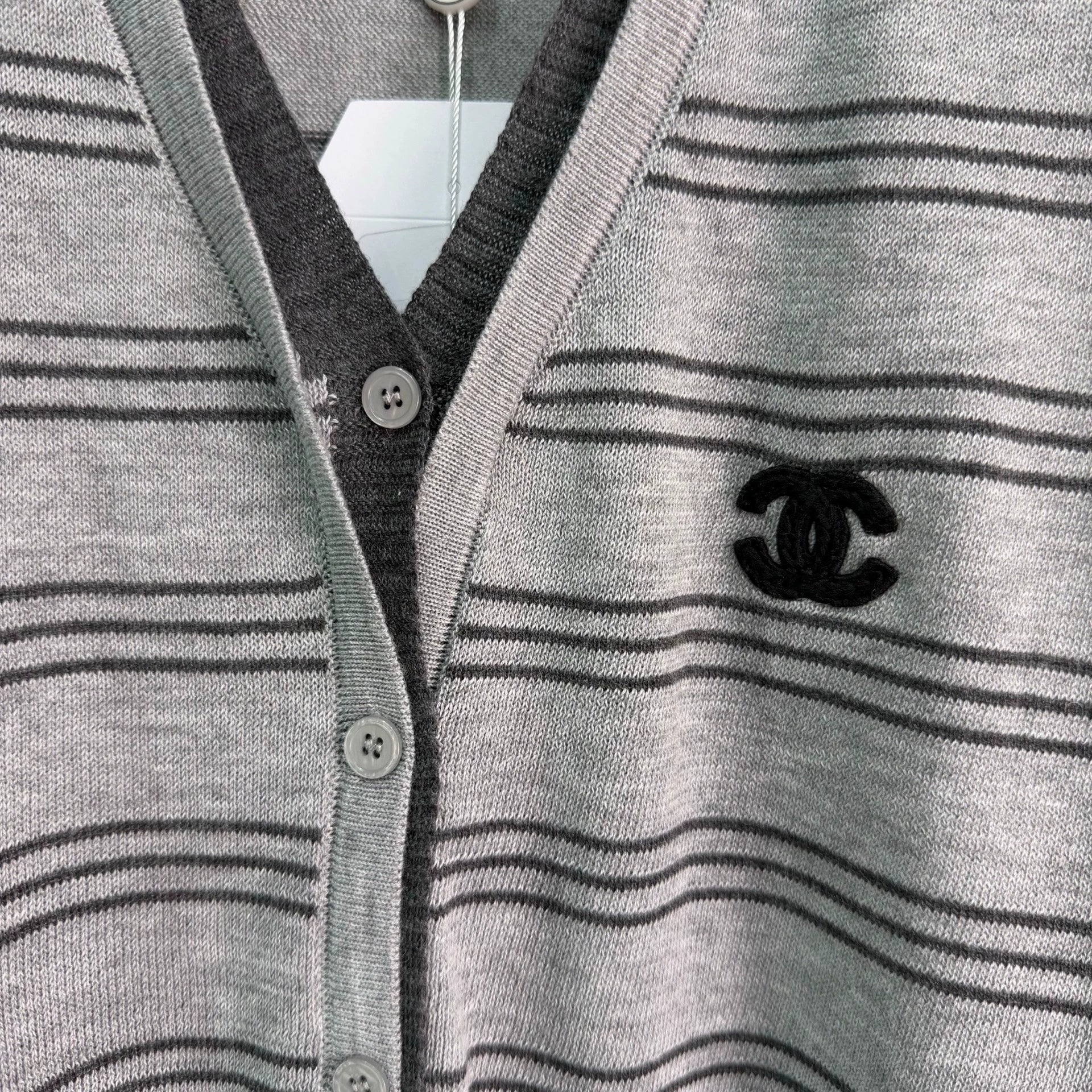 Chanel/ 26Early Autumn V-Neck Cardigan