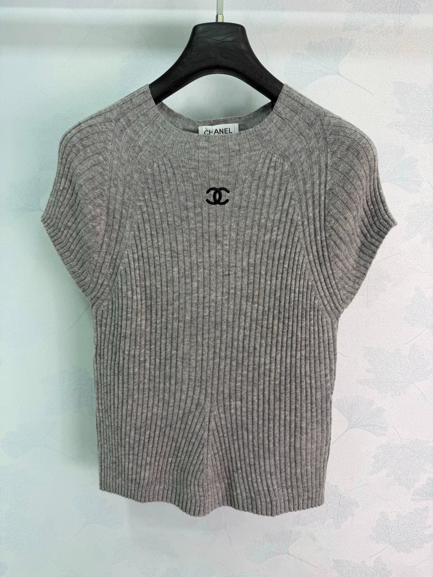 Chanel / 26 ssNew Knitted Short-Sleeve Top