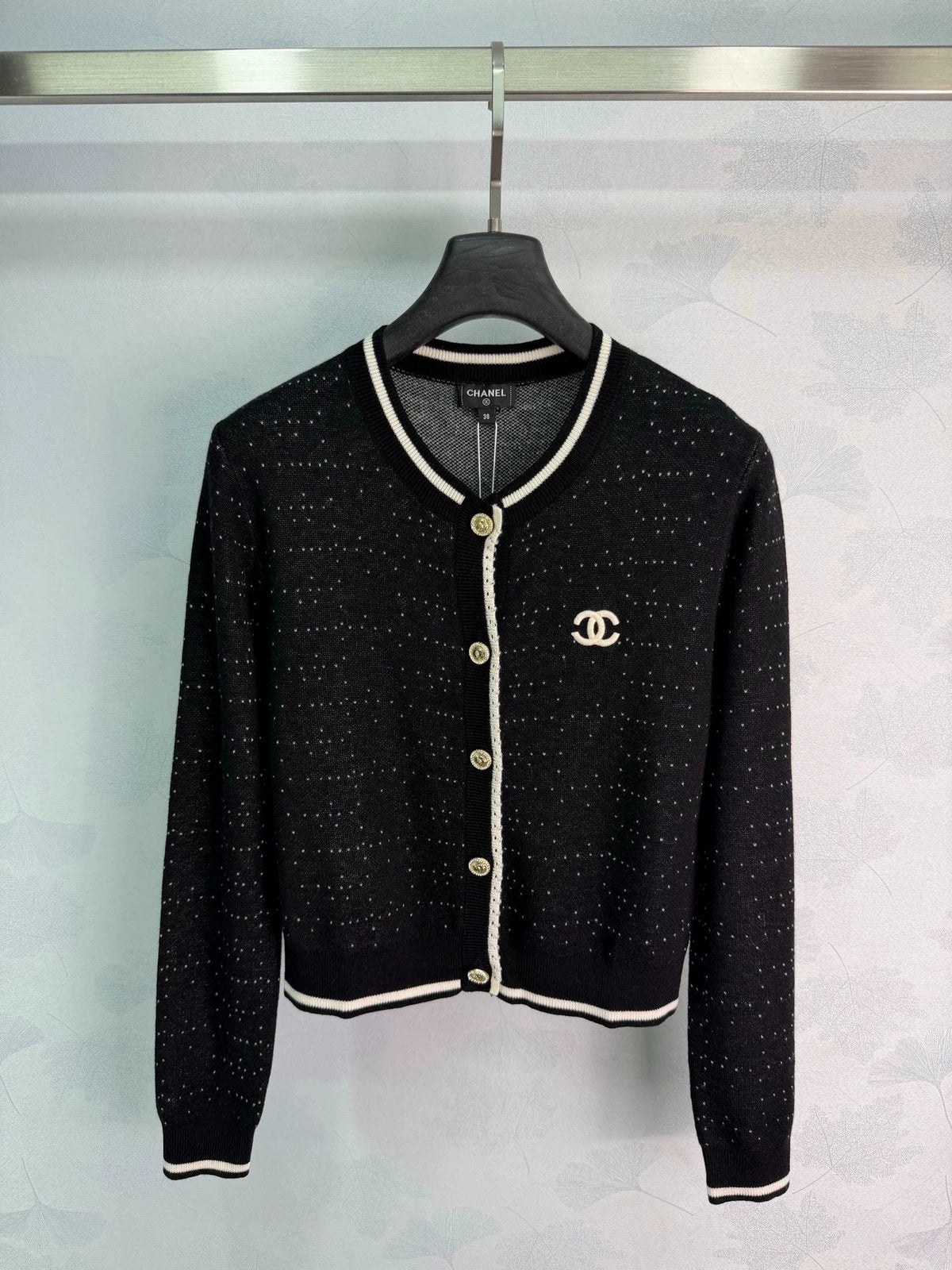 Chanel / 26 Early Fall Color-Block Knit Cardigan