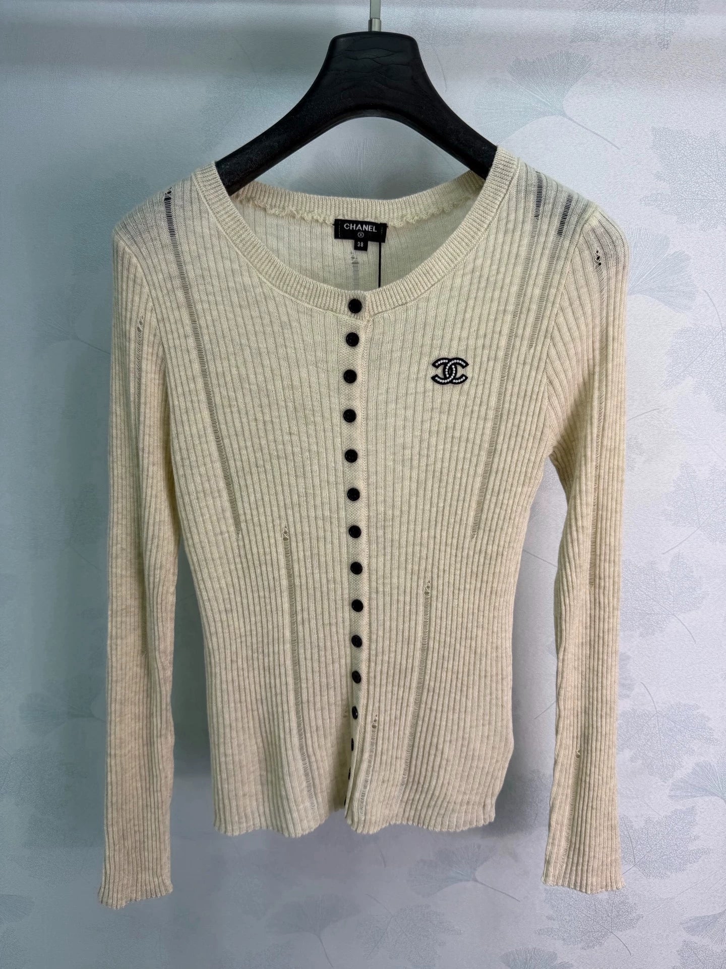 Chanel / 26 Early Autumn New Knit Sweater