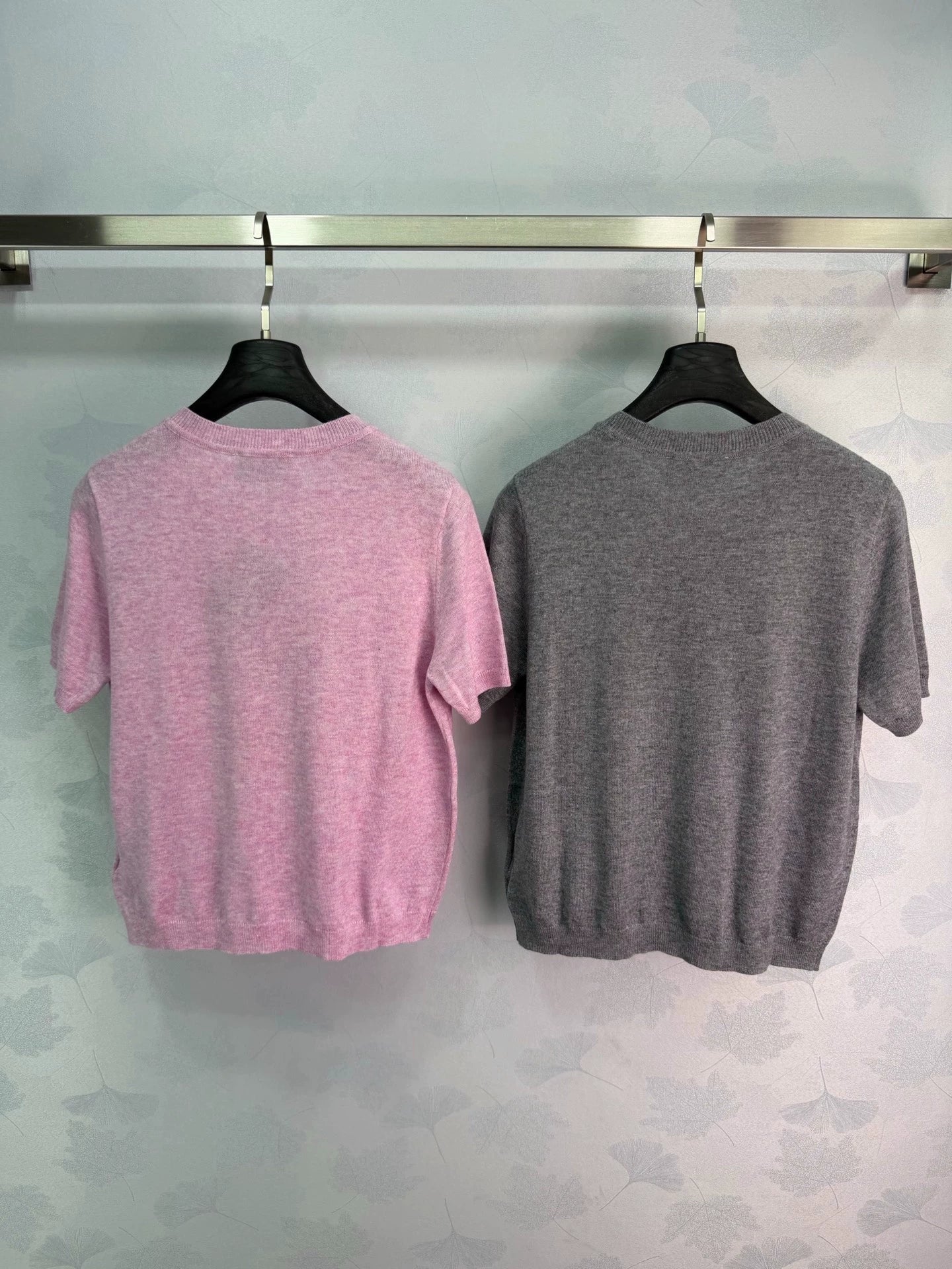 Prada/26 Early Autumn New Logo Knit Short Sleeve