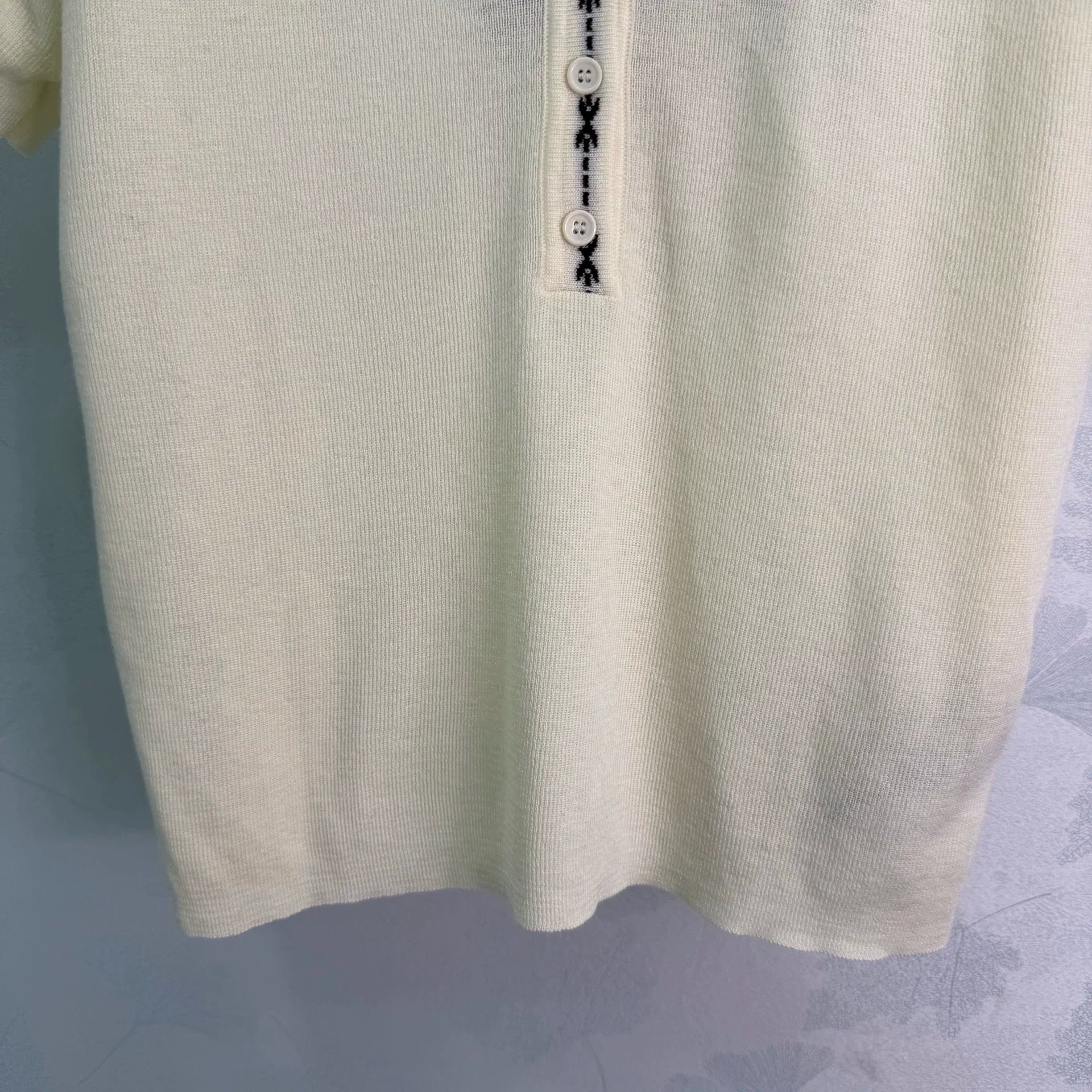 Yves Saint Laurent/26ss New V-Neck Knit Short Sleeve