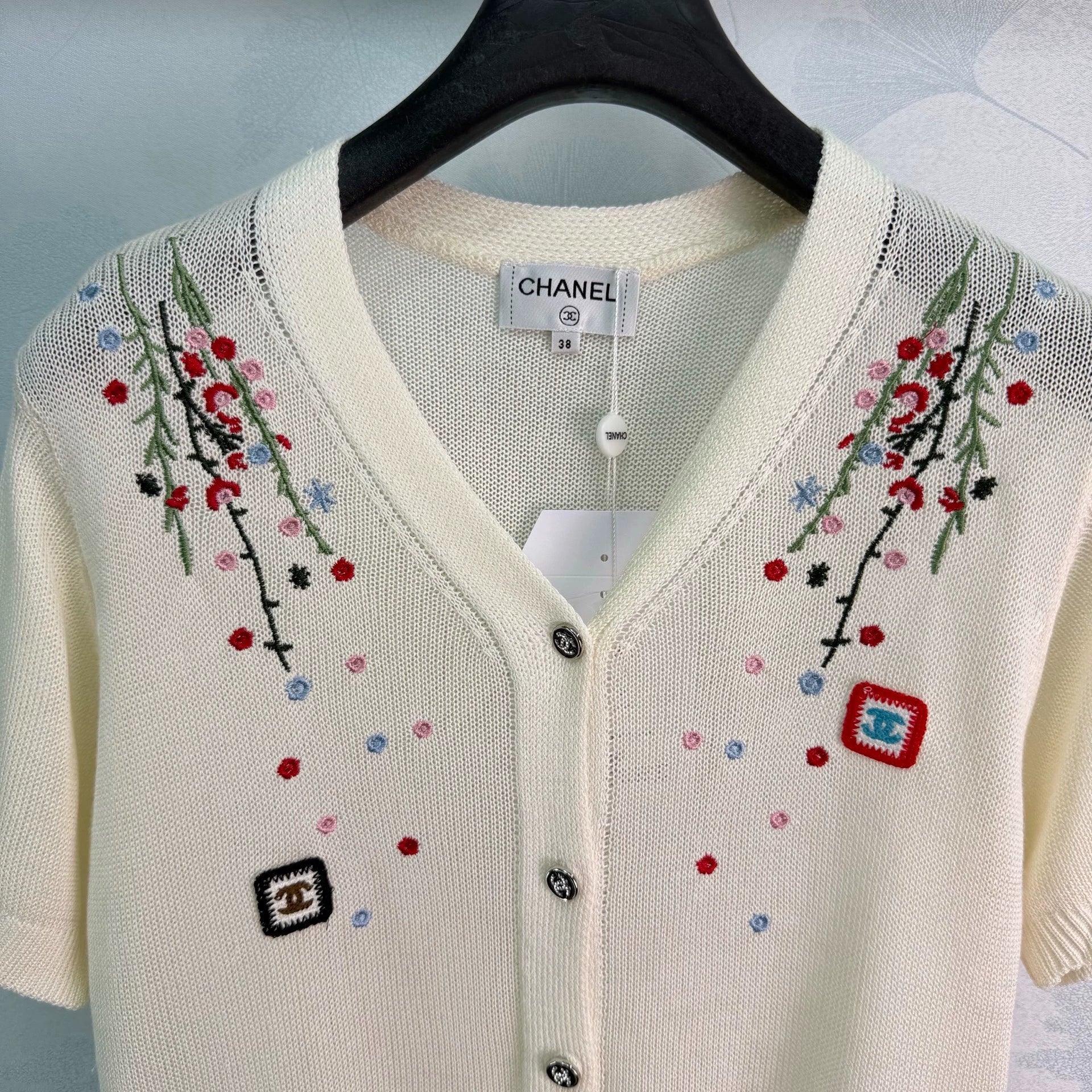 Chanel/26 New Embroidered Short-Sleeve Knit Cardigan